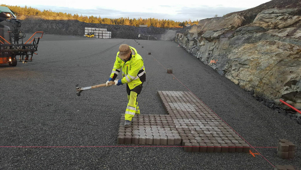 Permeable dekker gir tidligere isfritt underlag Permeable dekker gir tidligere isfritt underlag