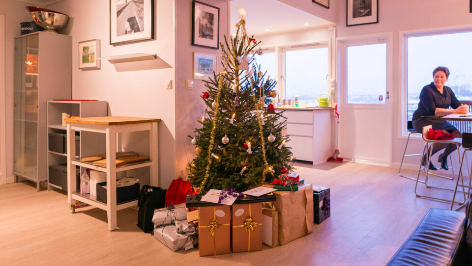 Import-juletrær har med seg ubudne gjester