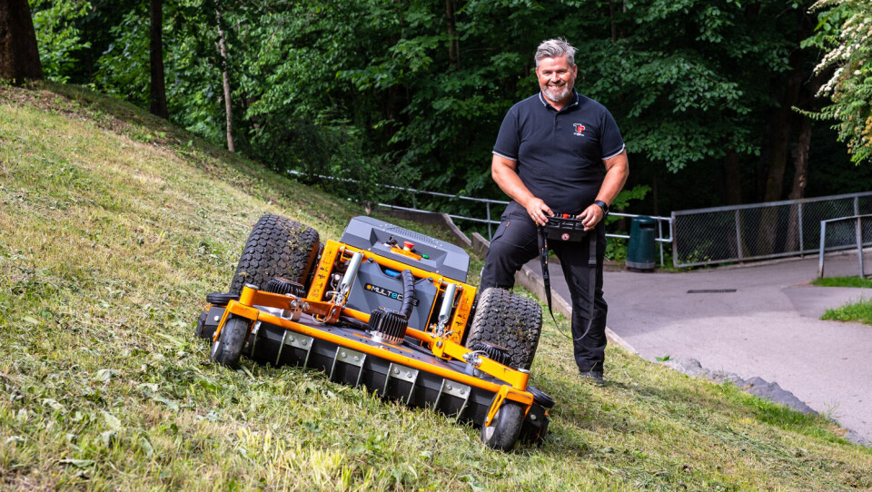Nyhet: Elektrisk, fjernstyrt kantklipper Nyhet: Elektrisk, fjernstyrt kantklipper