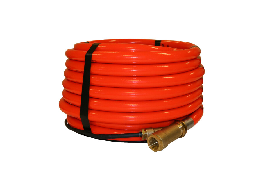 Trenger du en lang, frostfri vannslange? Denne får du opp til 25 meter, og de kan seriekobles. Trenger du en lang, frostfri vannslange? Denne får du opp til 25 meter, og de kan seriekobles.