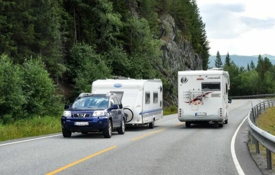 Høyere fartsgrense for enkelte campingvogner og tilhengere