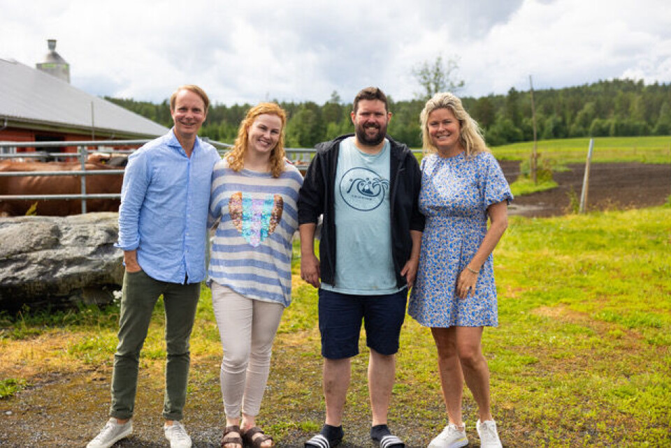 Ida og Even vant traktor i bryllupsgave